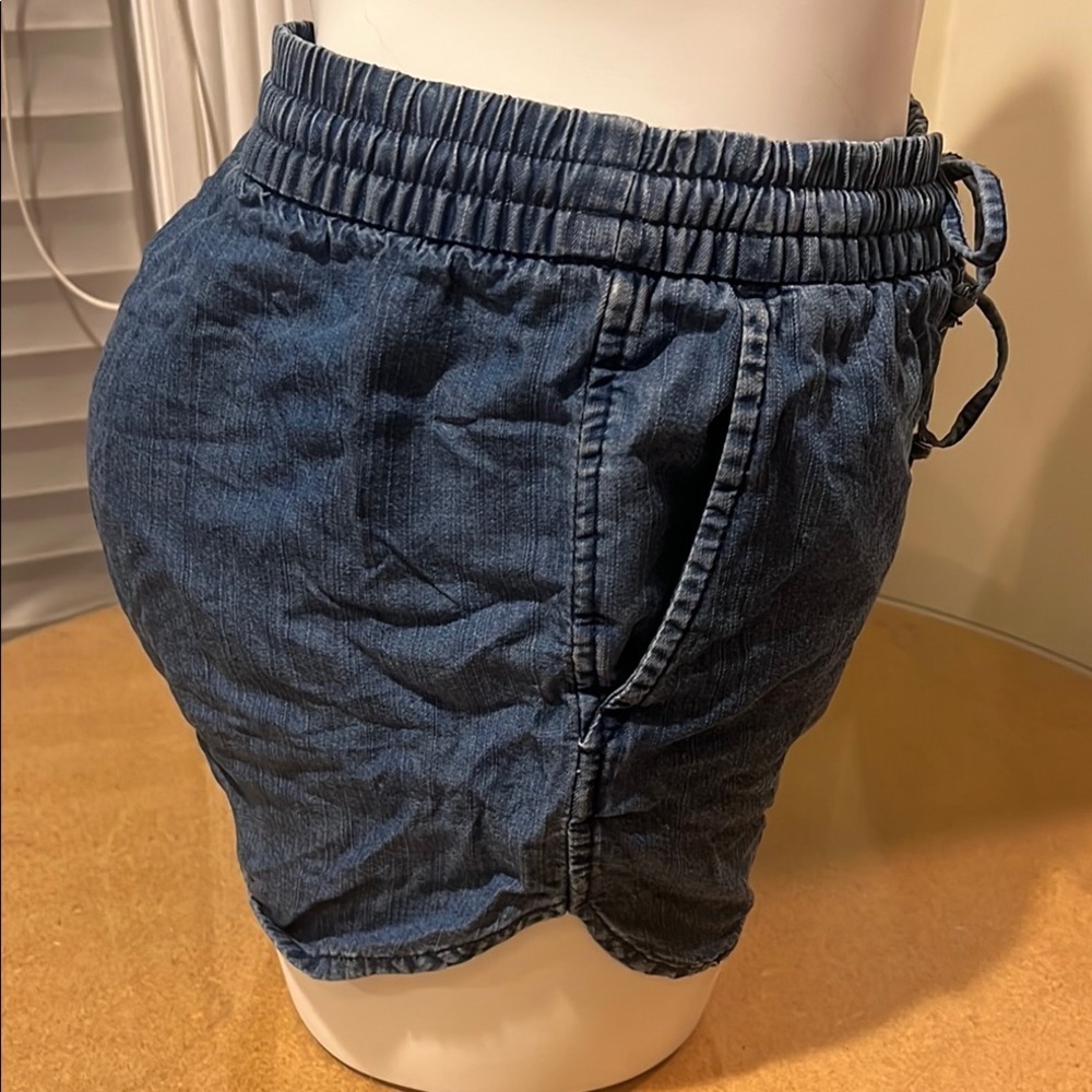 Gap Women’s Blue Denim Drawstring Shorts Size 8 - Picture 10 of 16